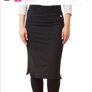 Snoga Long Shirt Tail Skirt with Ankle Leggings